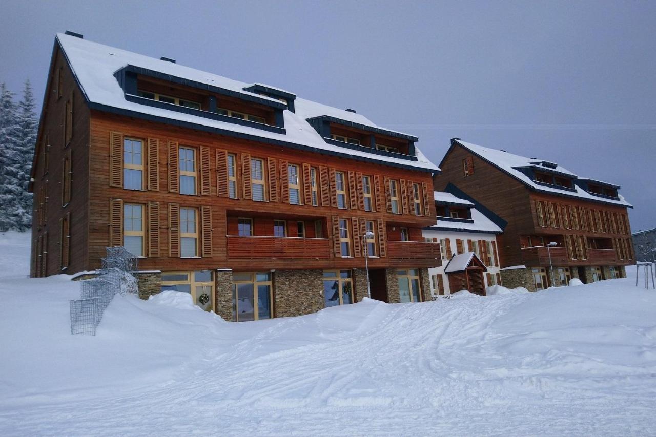 Apartman Horni Misecky - Luxusni Ubytovani Pro Dve Rodiny S Detmi 外观 照片